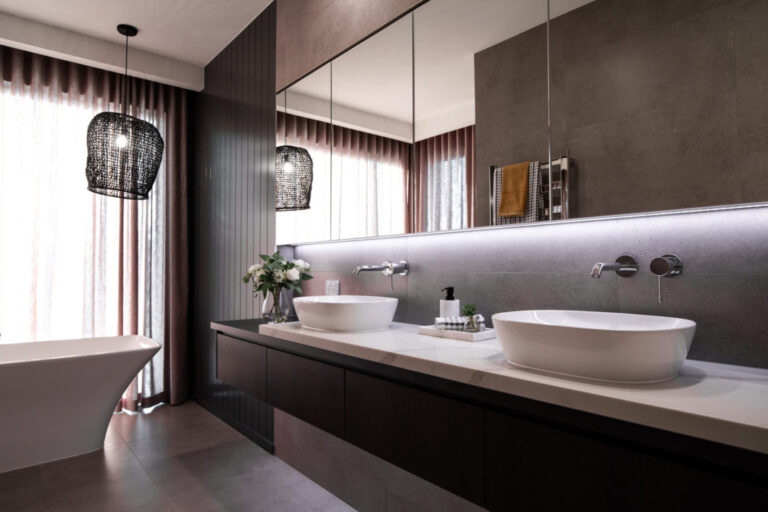 What Gold Coast Homeowners Should Know Before Starting a Bathroom Renovation